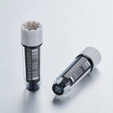 艾本德Eppendorf CryoStorage Vial, 0.5 mL, 不含 DNase、RNase、人類(lèi) DNA 和內(nèi)毒素；外螺紋，預(yù)先加蓋灰色管蓋，帶 2D SafeCode (DataMa